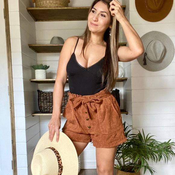 PAPER BAG CORDUROY SHORTS WITH POCKETS - Picture 2 of 6